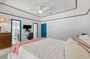 205 Balboa St, Irving, TX 75062 - Photo 18