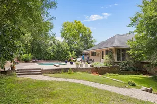 205 Balboa St, Irving, TX 75062 - Photo 2