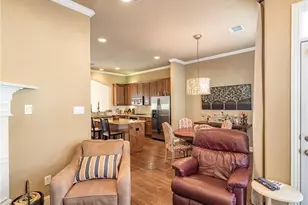 5733 Lois Ln, Plano, TX 75024 - Photo 10