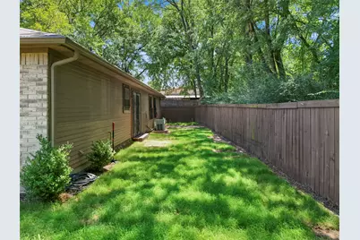 4650 Mexicana Road, Dallas, TX 75212 - Photo 14