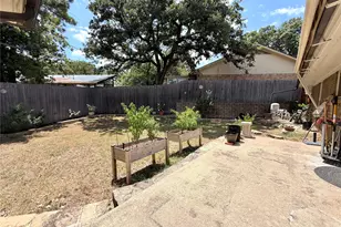 5700 Stage Line Dr, Arlington, TX 76017 - Photo 30