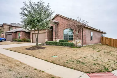 700 San Miguel Trail, Fort Worth, TX 76052 - Photo 2