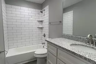 406 E Bonham St, Tom Bean, TX 75491 - Photo 24