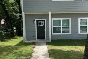 406 E Bonham St, Tom Bean, TX 75491 - Photo 4