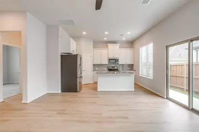 10512 Palmera Road, Fort Worth, TX 76126 - Photo 8