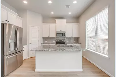 10512 Palmera Road, Fort Worth, TX 76126 - Photo 6