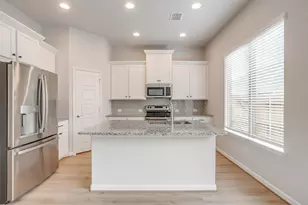 10512 Palmera Rd, Fort Worth, TX 76126 - Photo 6