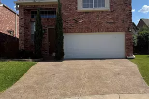 556 Silver Maple Dr, Irving, TX 75063 - Photo 2