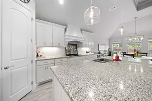 4706 W Wedgefield Rd, Granbury, TX 76049 - Photo 10