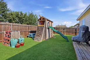 540 S Heights Dr, Crowley, TX 76036 - Photo 26