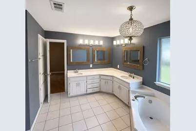 749 W Park Court, Keller, TX 76248 - Photo 16