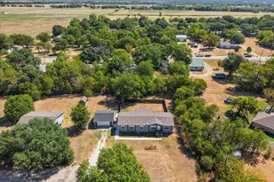 716 N Wright Ave, Kerens, TX 75144 - Photo 2