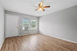 701 W Hull St, Denison, TX 75020 - Photo 6