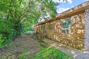 701 W Hull St, Denison, TX 75020 - Photo 22