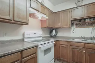 6800 S Creek Dr, Fort Worth, TX 76133 - Photo 6