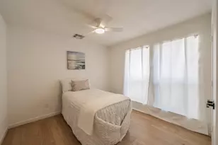 5945 Chimney Wood Cir, Fort Worth, TX 76112 - Photo 24