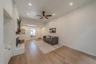 5945 Chimney Wood Cir, Fort Worth, TX 76112 - Photo 4