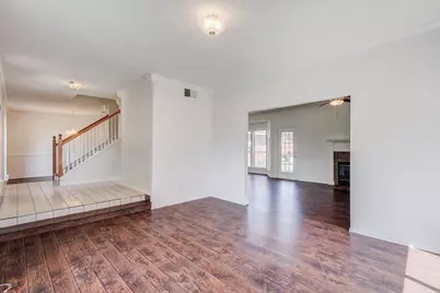 811 Valleycreek Road, Mesquite, TX 75181 - Photo 8