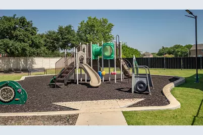 257 Jones Street, Irving, TX 75063 - Photo 10