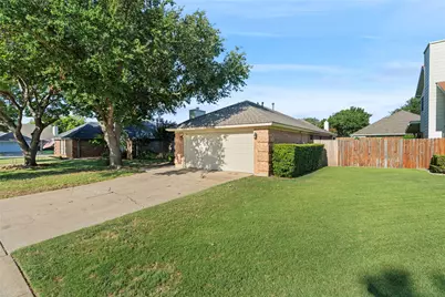 2134 Ridgecliff Drive, Keller, TX 76248 - Photo 2