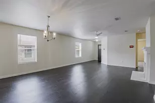 909 Anvil Creek Dr, Arlington, TX 76001 - Photo 14