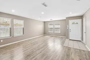 503 Angela Ln, Euless, TX 76039 - Photo 6