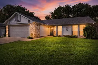 207 Mapleridge Drive, Rockwall, TX 75032 - Photo 2