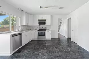 2930 Lancer Ln, Garland, TX 75044 - Photo 2
