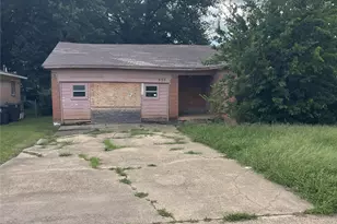 459 Alcorn Ave, Dallas, TX 75217 - Photo 2