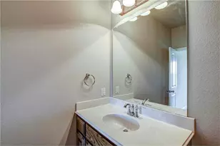 428 Canvas Ct, Crowley, TX 76036 - Photo 10