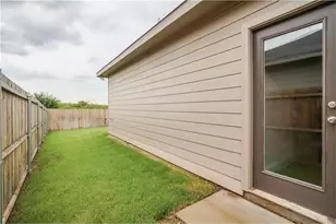 428 Canvas Ct, Crowley, TX 76036 - Photo 12