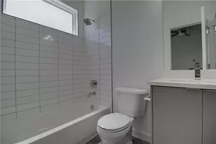 2310 N Carroll Ave, Dallas, TX 75204 - Photo 4