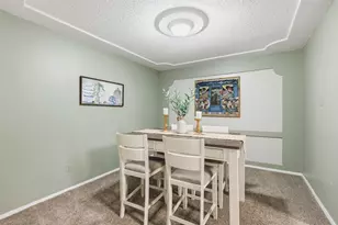 5536 Meadow Oak St, North Richland Hills, TX 76180 - Photo 4