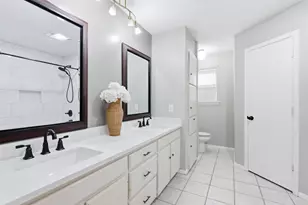 5536 Meadow Oak St, North Richland Hills, TX 76180 - Photo 8