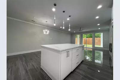 2417 N Winnetka Avenue, Dallas, TX 75212 - Photo 8