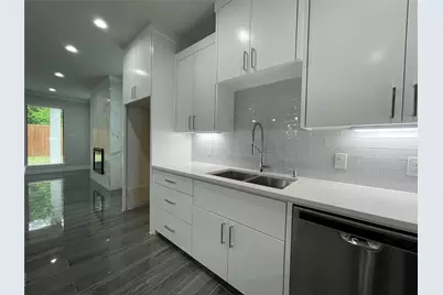 2417 N Winnetka Avenue, Dallas, TX 75212 - Photo 6