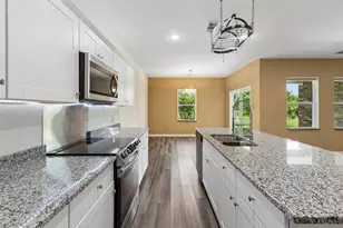409 Stone Creek Blvd, Glenn Heights, TX 75154 - Photo 18