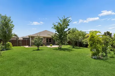 409 Stone Creek Boulevard, Glenn Heights, TX 75154 - Photo 30