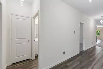 409 Stone Creek Boulevard, Glenn Heights, TX 75154 - Photo 6