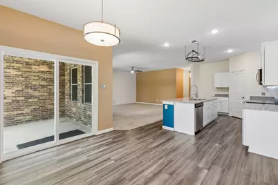 409 Stone Creek Boulevard, Glenn Heights, TX 75154 - Photo 16