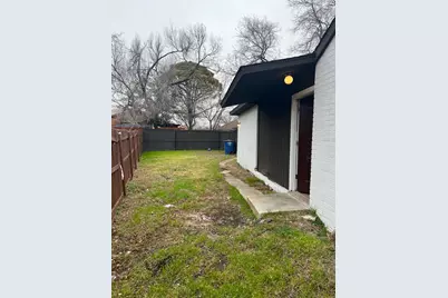 9451 Gonzales Drive, Dallas, TX 75227 - Photo 14