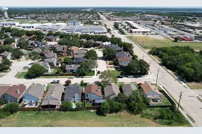 1308 Daffodil Lane, Lewisville, TX 75077 - Photo 32