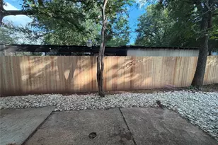 957 Woods Ave, Fort Worth, TX 76102 - Photo 22