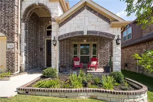 14221 Winter Hill Dr, Little Elm, TX 75068 - Photo 2