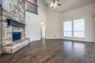 14221 Winter Hill Dr, Little Elm, TX 75068 - Photo 10