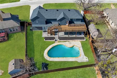 710 Meadow Lake Drive, Lakewood Village, TX 75068 - Photo 4