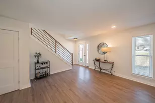 710 Meadow Lake Dr, Lakewood Village, TX 75068 - Photo 10