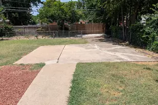 10923 Myrtice Dr, Dallas, TX 75228 - Photo 4