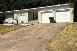 2512 Malcolm St, Fort Worth, TX 76112 - Photo 2