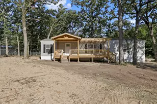 111 Kathy Cir, Mabank, TX 75156 - Photo 1